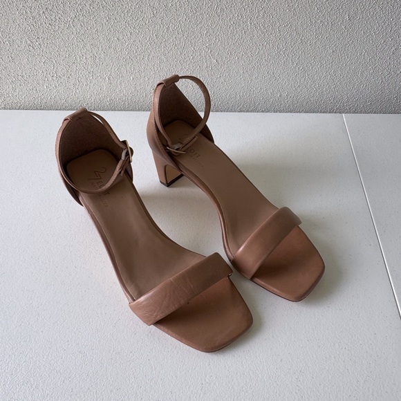 27 EDIT Shoes - Naturalizer 27 Edit Iriss Ankle Strap Nude Dress Sandal Size 7.5W Leather Upper